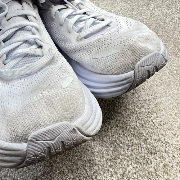 Hoka One One Bondi 8 White Sneakers Shoes 9B - Picture 3 of 7